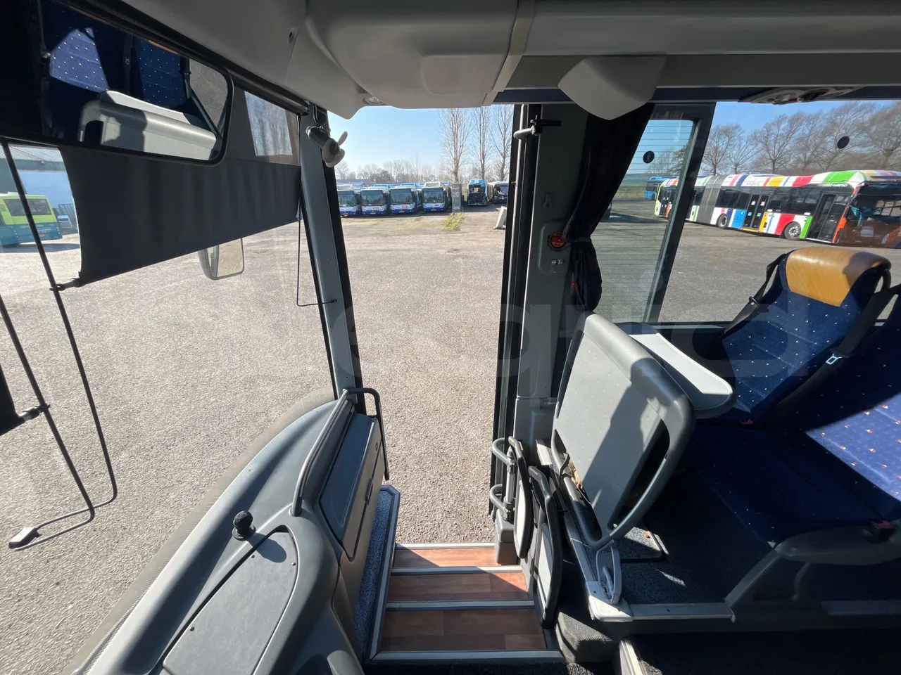 Mercedes-Benz Tourismo M RH -Euro5 -300 kW -12,98 mt - handrails photo