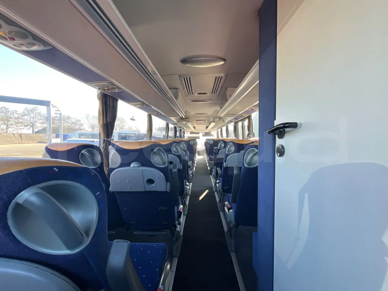 Mercedes-Benz Tourismo M RH -Euro5 -300 kW -12,98 mt - forward view all seats last row height