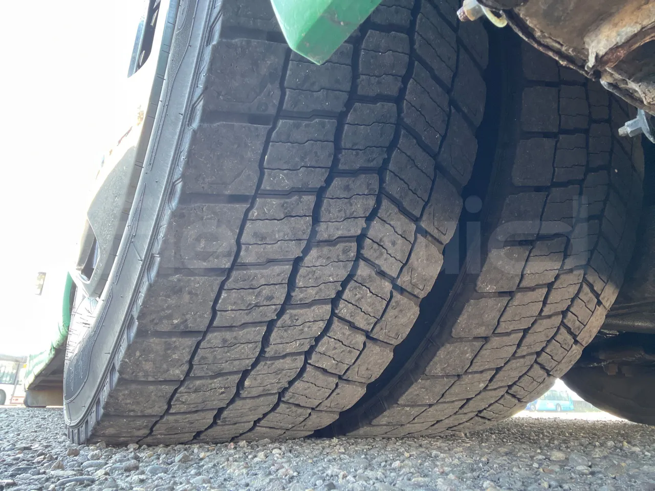 Mercedes-Benz Tourismo M RH -Euro5 -300 kW -12,98 mt - tread condition second axle tires left