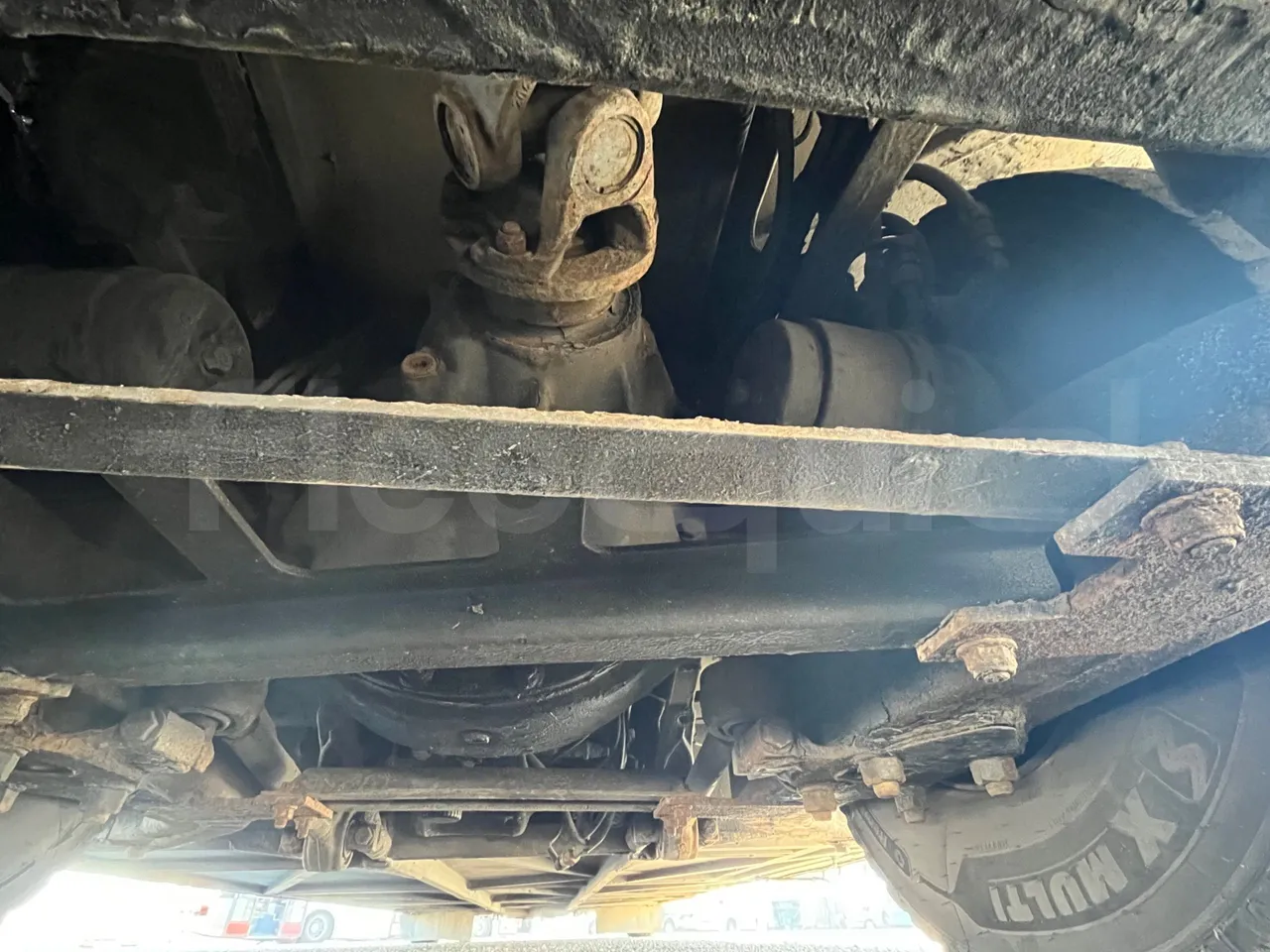 Mercedes-Benz Tourismo M RH -Euro5 -300 kW -12,98 mt - axel 3 shock absorbers 1 left