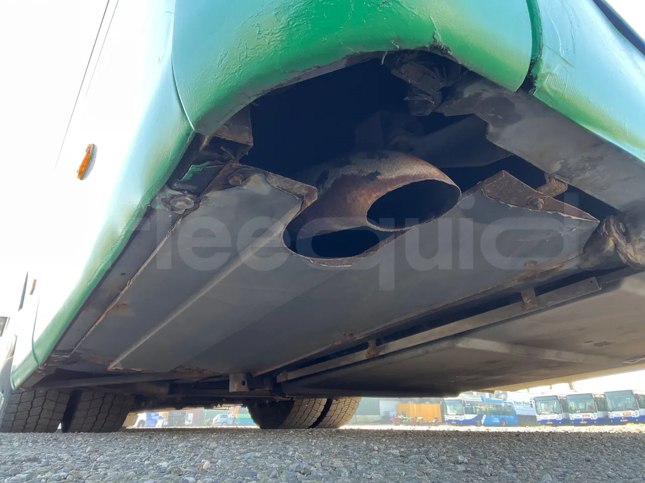 Mercedes-Benz Tourismo M RH -Euro5 -300 kW -12,98 mt - axle 2 shock absorbers 2 left