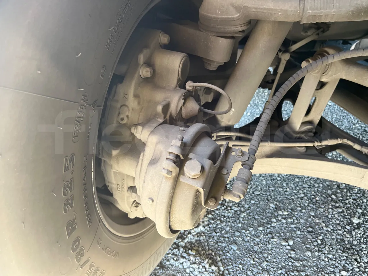Iveco Magelys SFR2XX - Euro6 - 294kW - 12.830mt - front brake calipers right