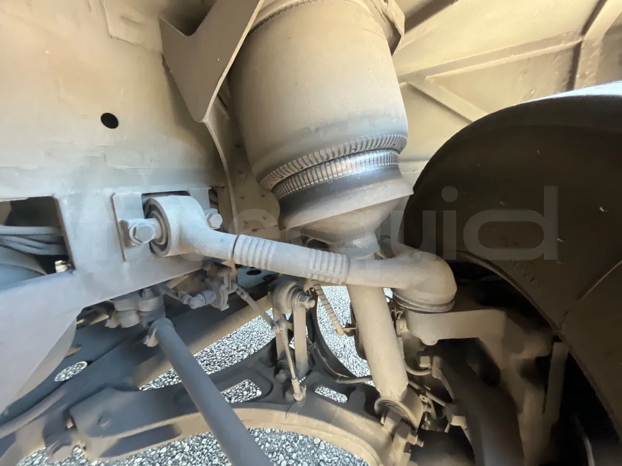 Iveco Magelys SFR2XX - Euro6 - 294kW - 12.830mt - front shock absorbers right