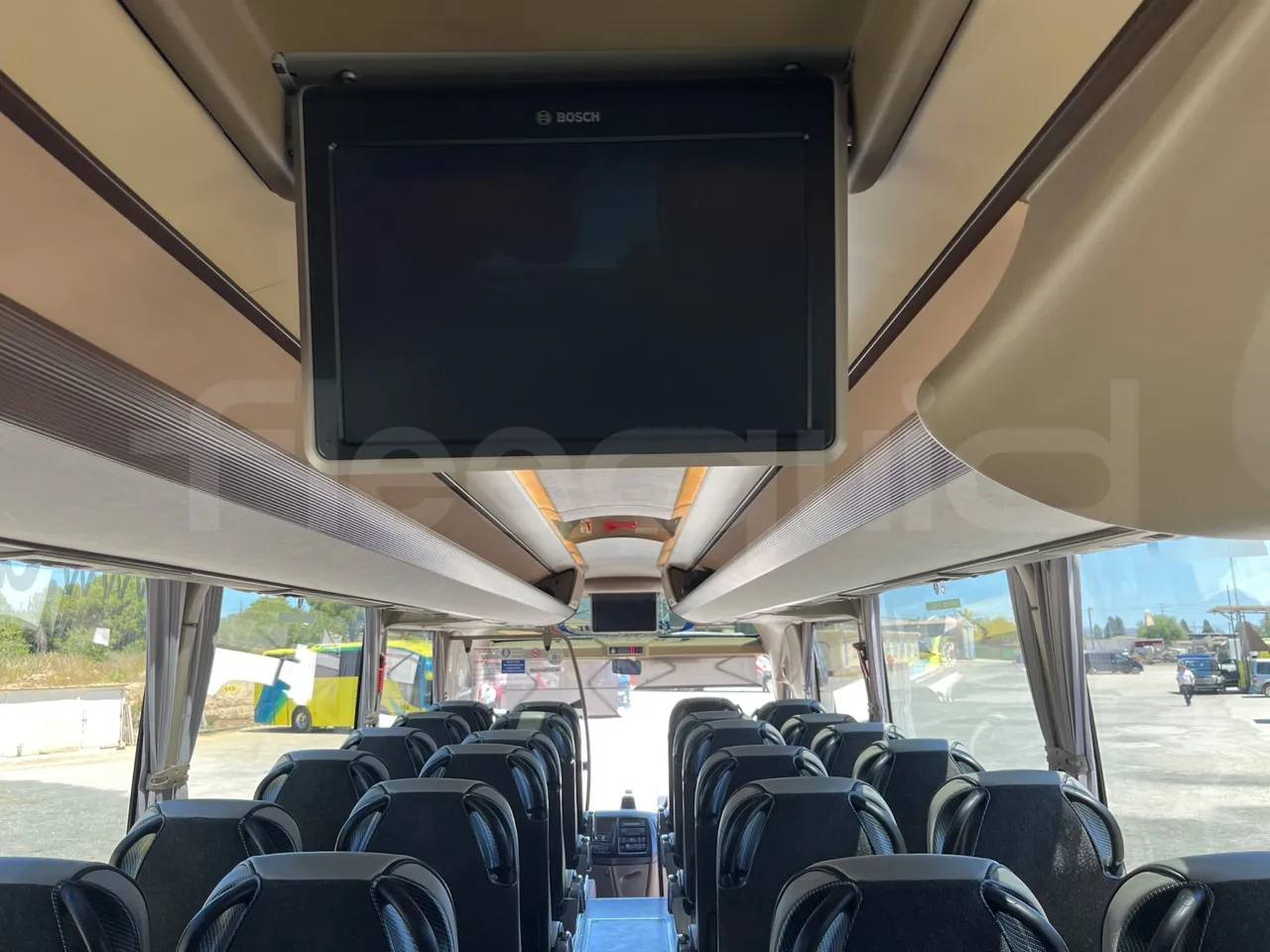 Iveco Magelys SFR2XX - Euro6 - 294kW - 12.830mt - monitor detail photo