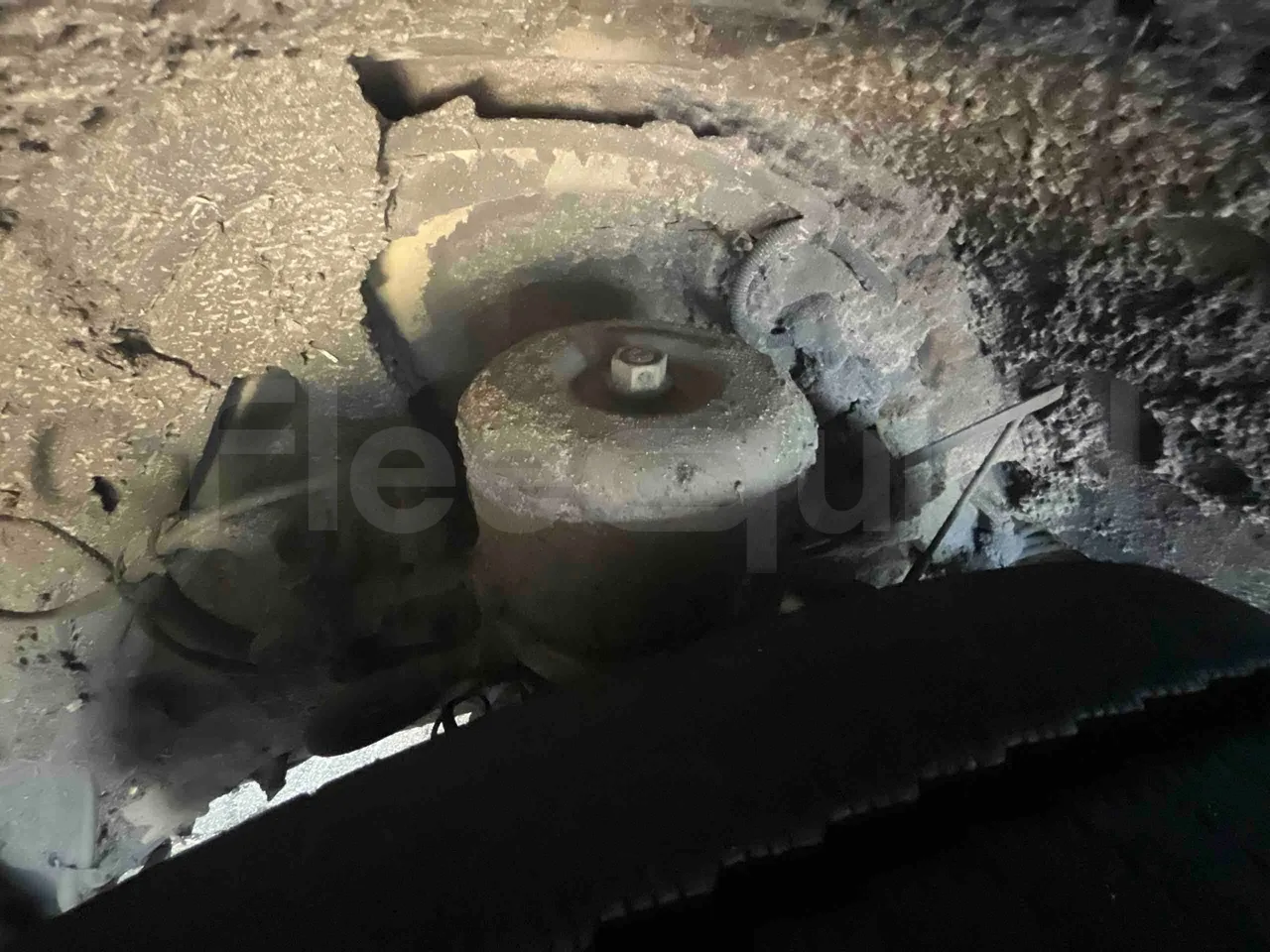 Mercedes-Benz Citaro G - Third Axle Caliper Brakes Right Side