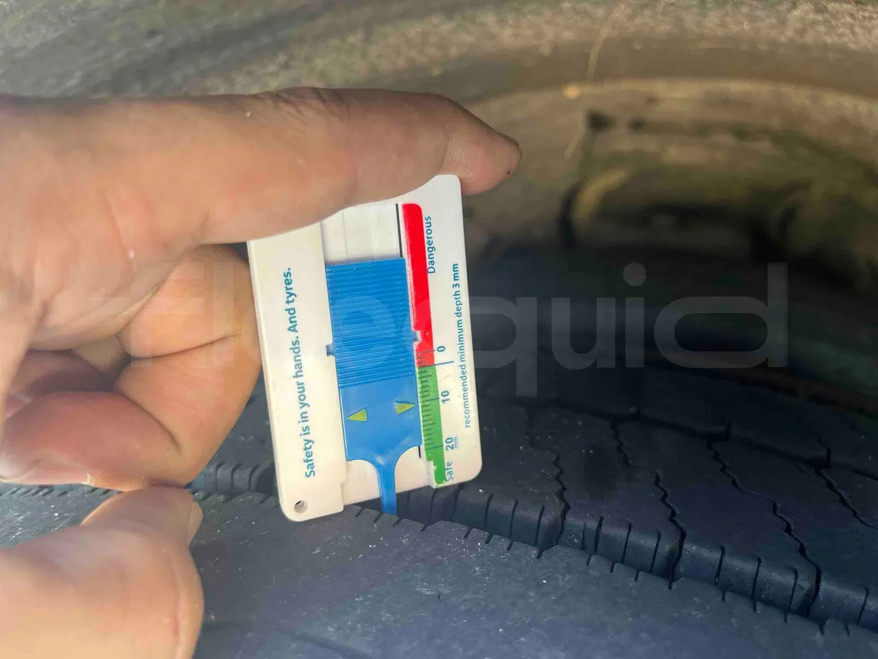 Mercedes-Benz Citaro G - First Axle Left Side: Tyre Size