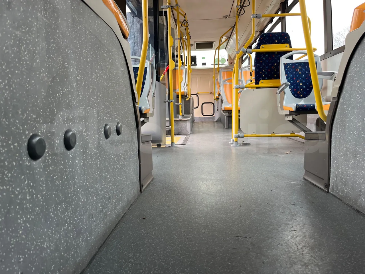 Irisbus Citelis PS09D1 PS09D1-98  - Euro5 - 213kW - 11.990mt - seat brackets photo