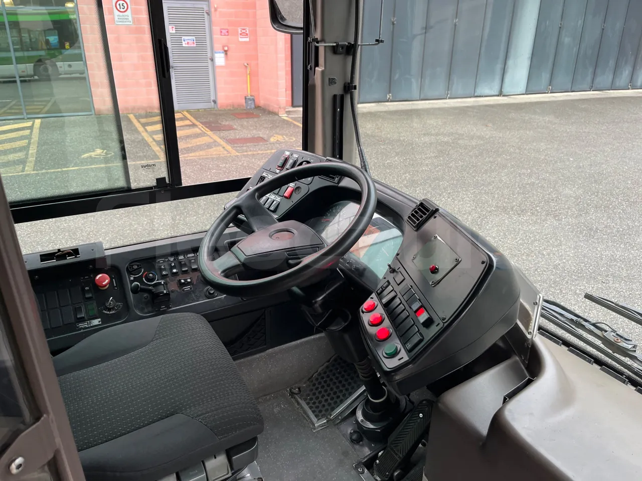 Irisbus Citelis PS09D1 PS09D1-98  - Euro5 - 213kW - 11.990mt - buttons panels on