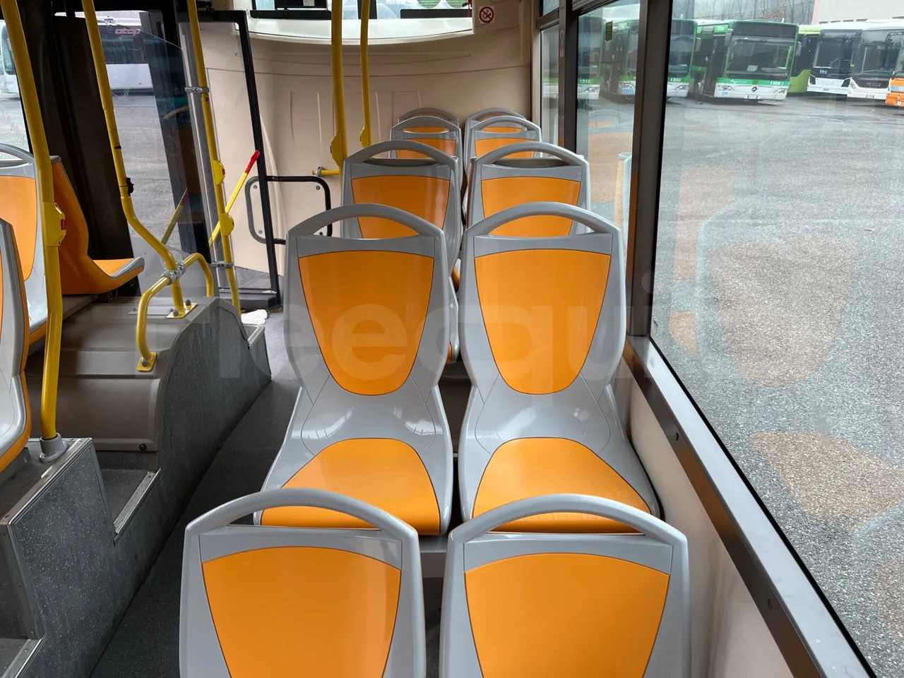 Irisbus Citelis PS09D1 PS09D1-98  - Euro5 - 213kW - 11.990mt - single seat detail