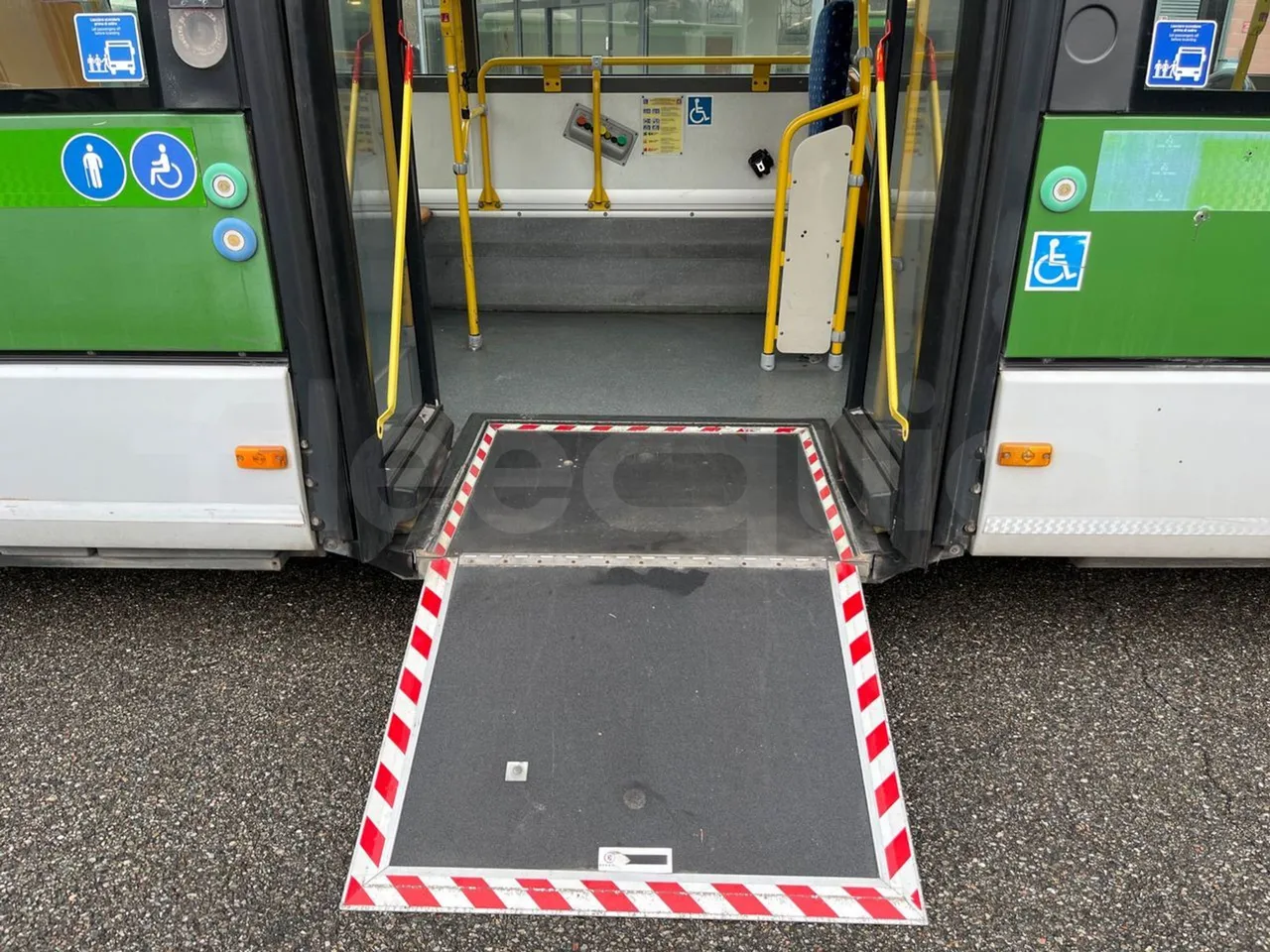 Irisbus Citelis PS09D1 PS09D1-98  - Euro5 - 213kW - 11.990mt - platform open photo