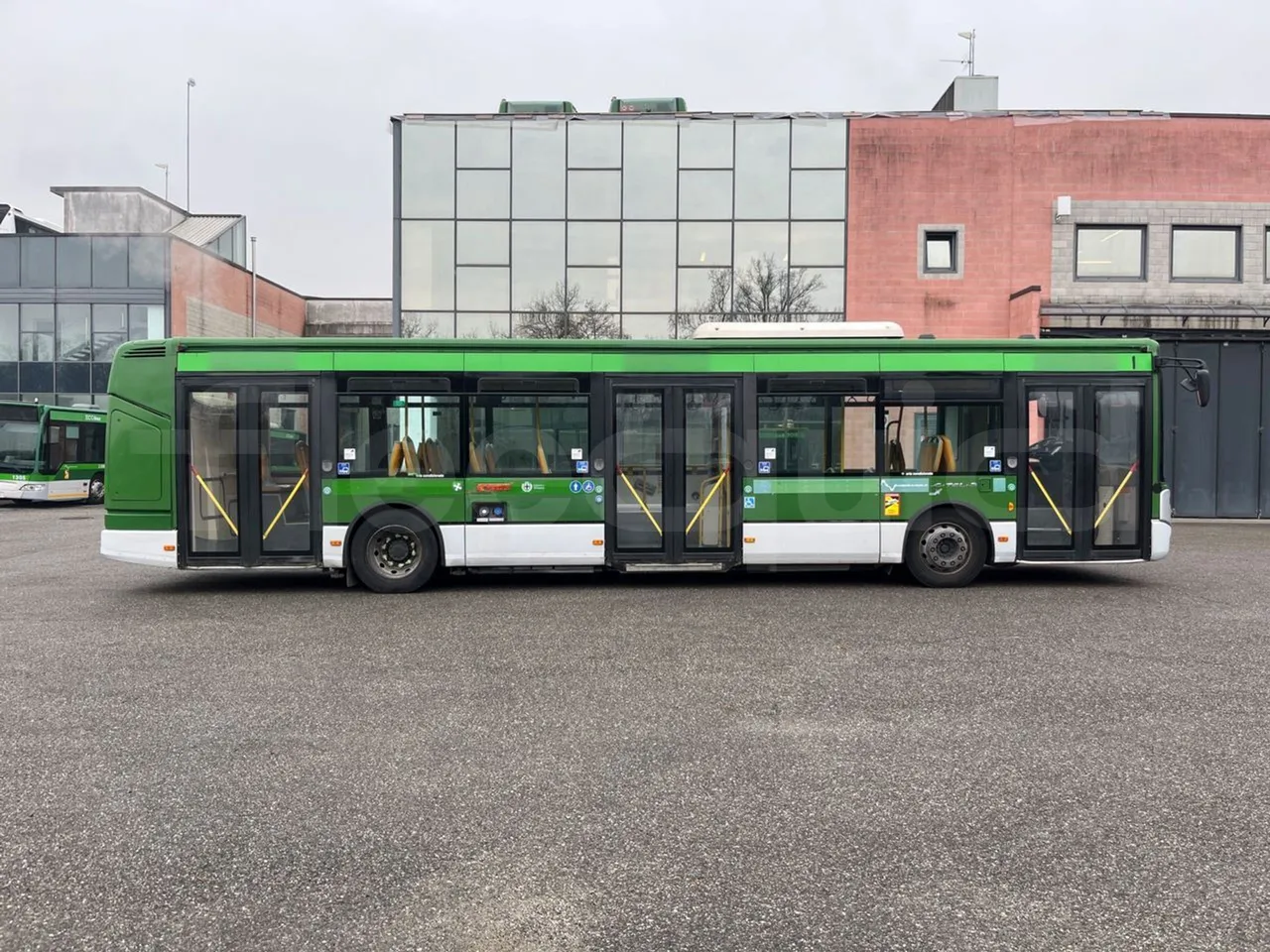 Irisbus Citelis PS09D1 PS09D1-98  - Euro5 - 213kW - 11.990mt - right side doors closed