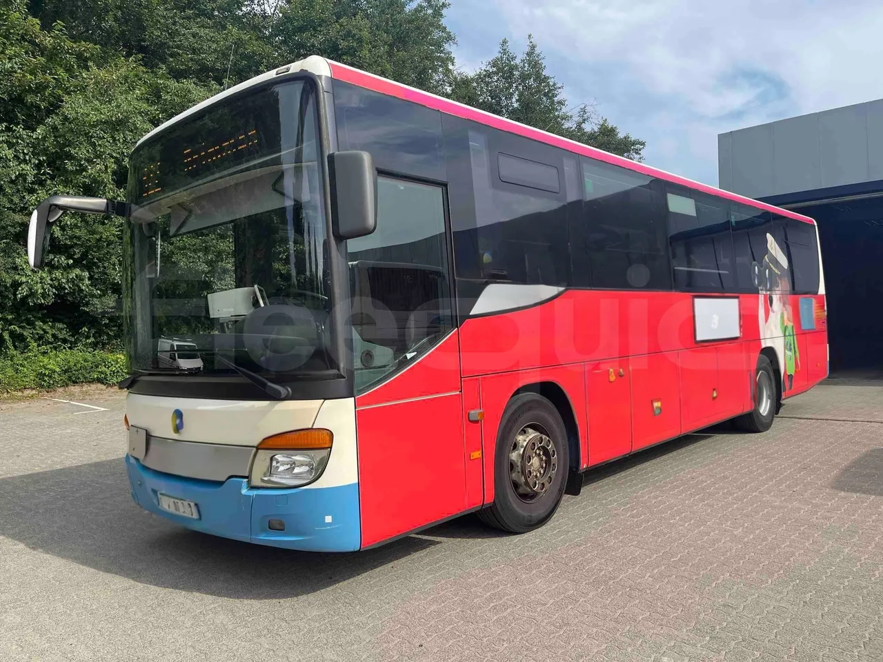 Setra S412 - 3/4 Front Left Side