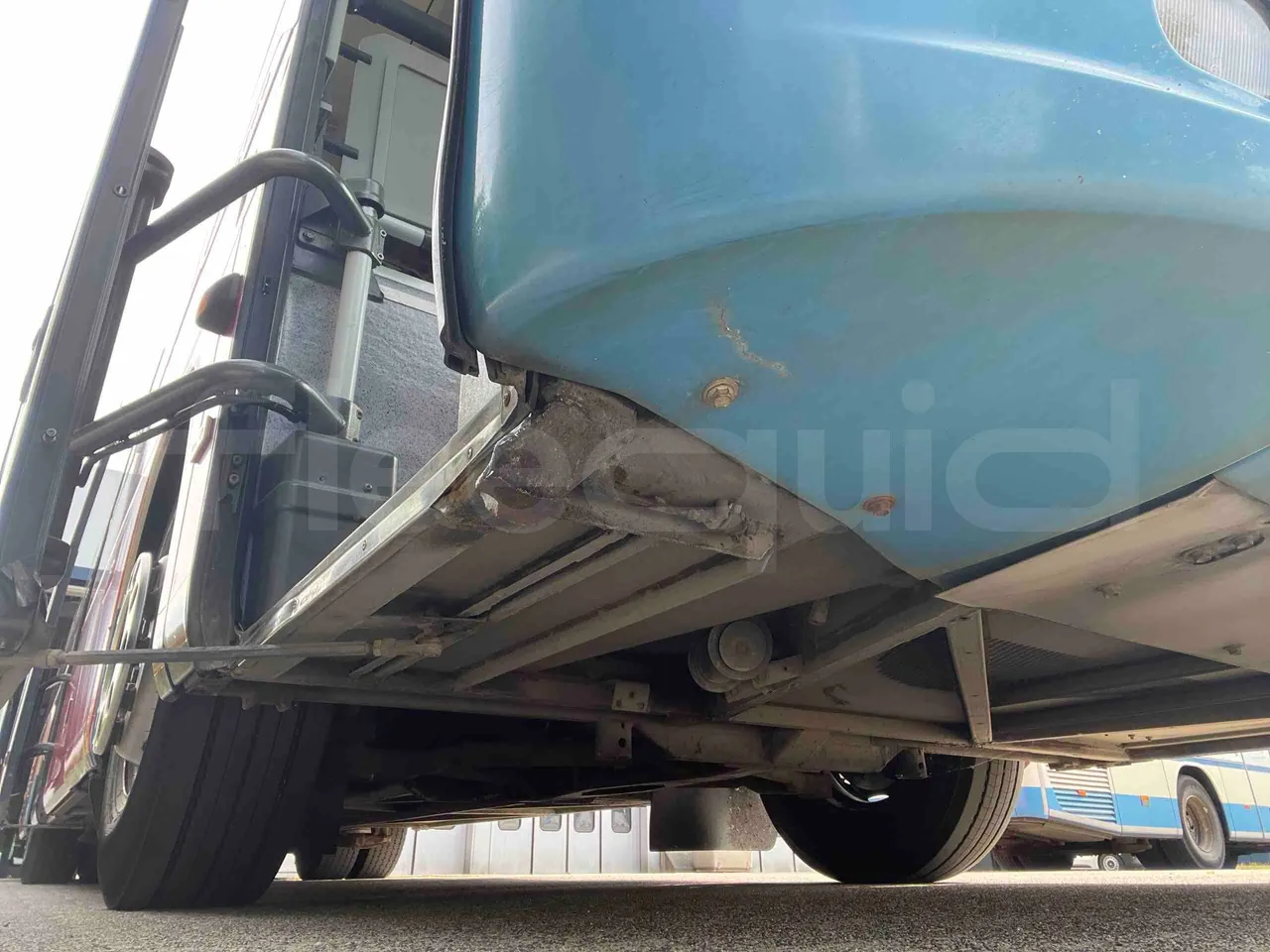 Setra S412 - First Axle Shock Absorbers Right Side