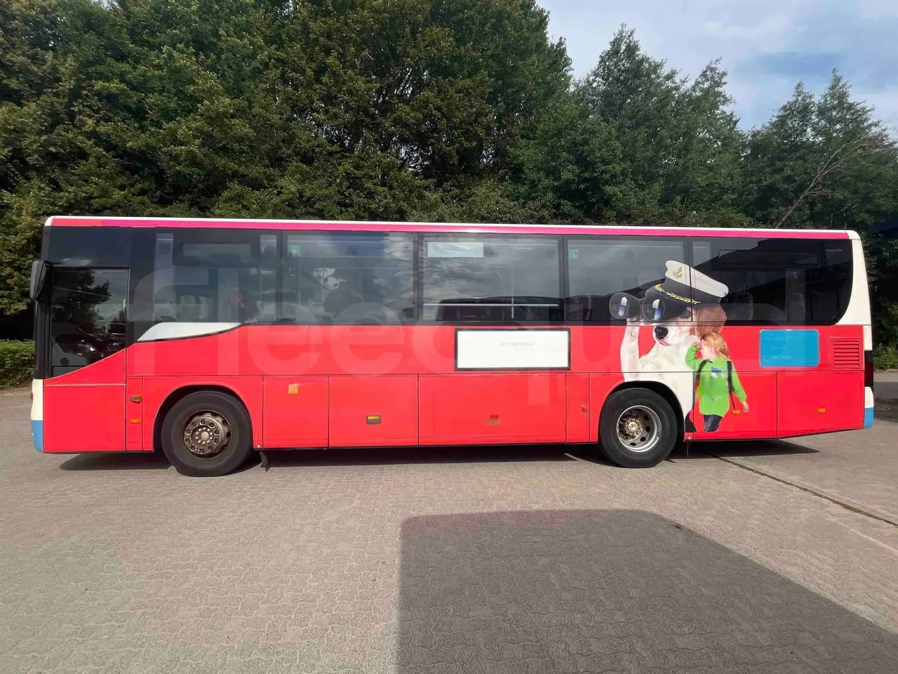 Setra S412 - Left Side