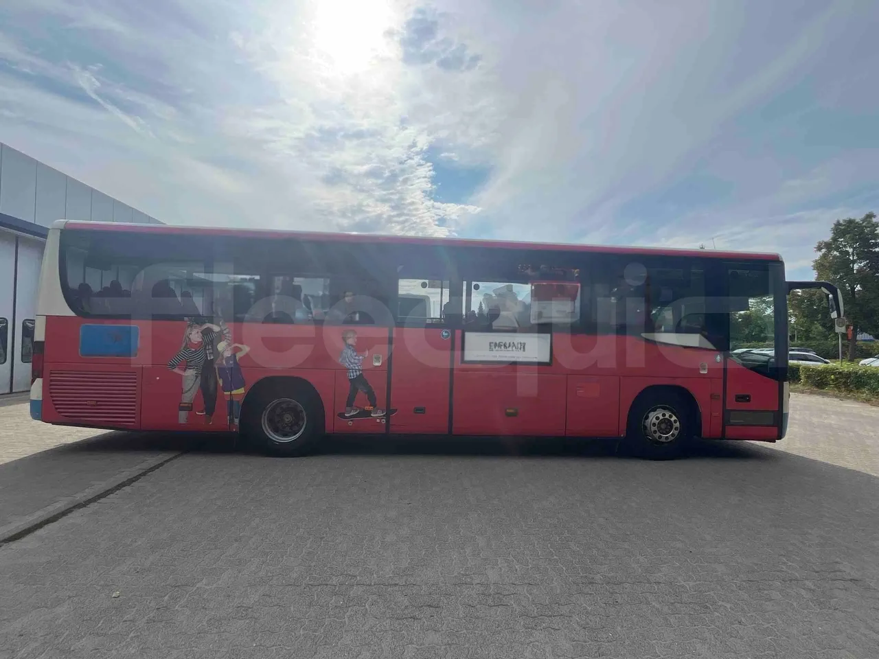 Setra S412 - Right Side