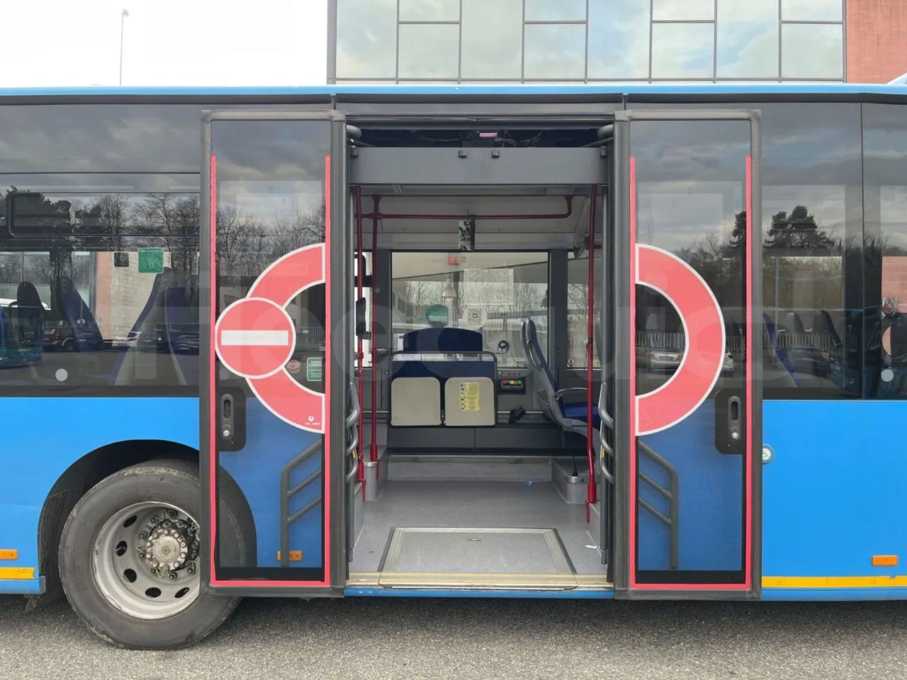 Mercedes-Benz Citaro O 530/2PCL2E4 - Euro 4 - 210 kW - 11,950 mt - front door 3 open