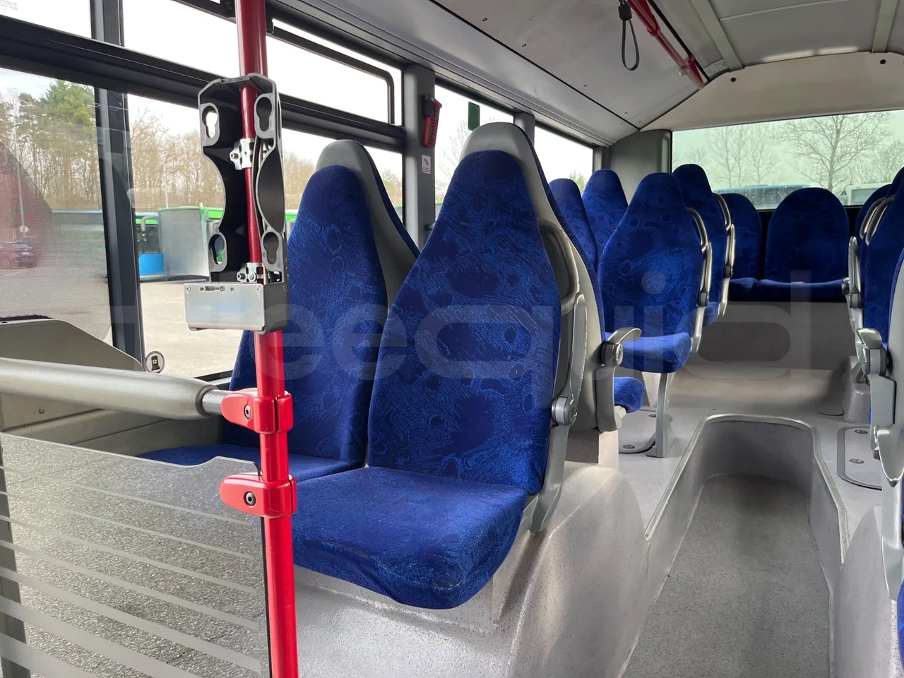 Mercedes-Benz Citaro O 530/2PCL2E4 - Euro 4 - 210 kW - 11,950 mt - armrest detail photo