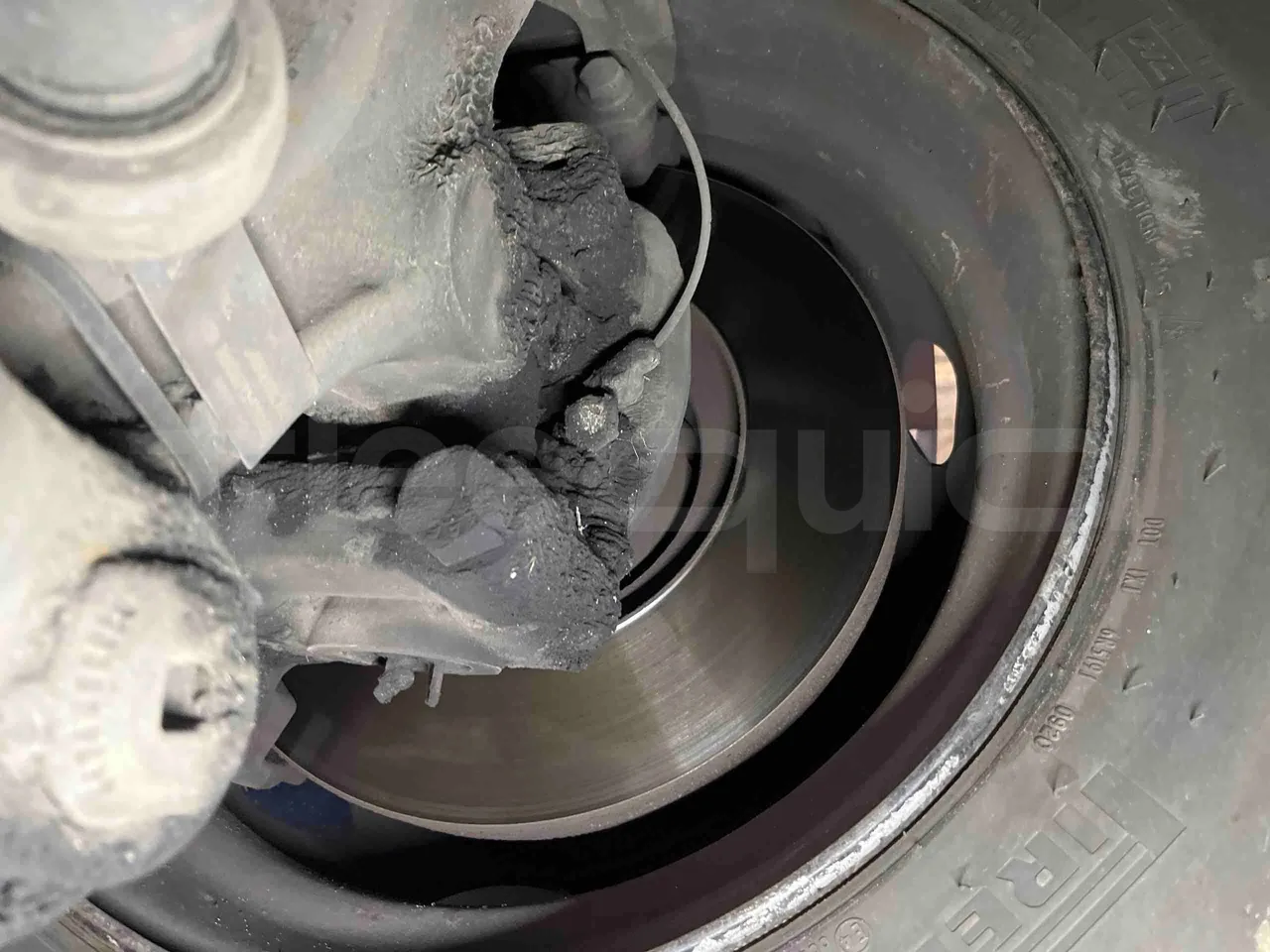 Mercedes-Benz Citaro O 530/2PCL2E4 - Euro 4 - 210 kW - 11,950 mt - front discs right