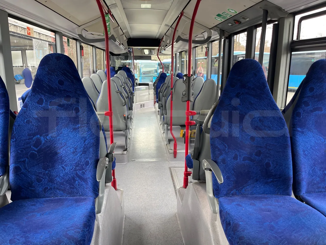 Mercedes-Benz Citaro O 530/2PCL2E4 - Euro 4 - 210 kW - 11,950 mt - reverse view middle aisle