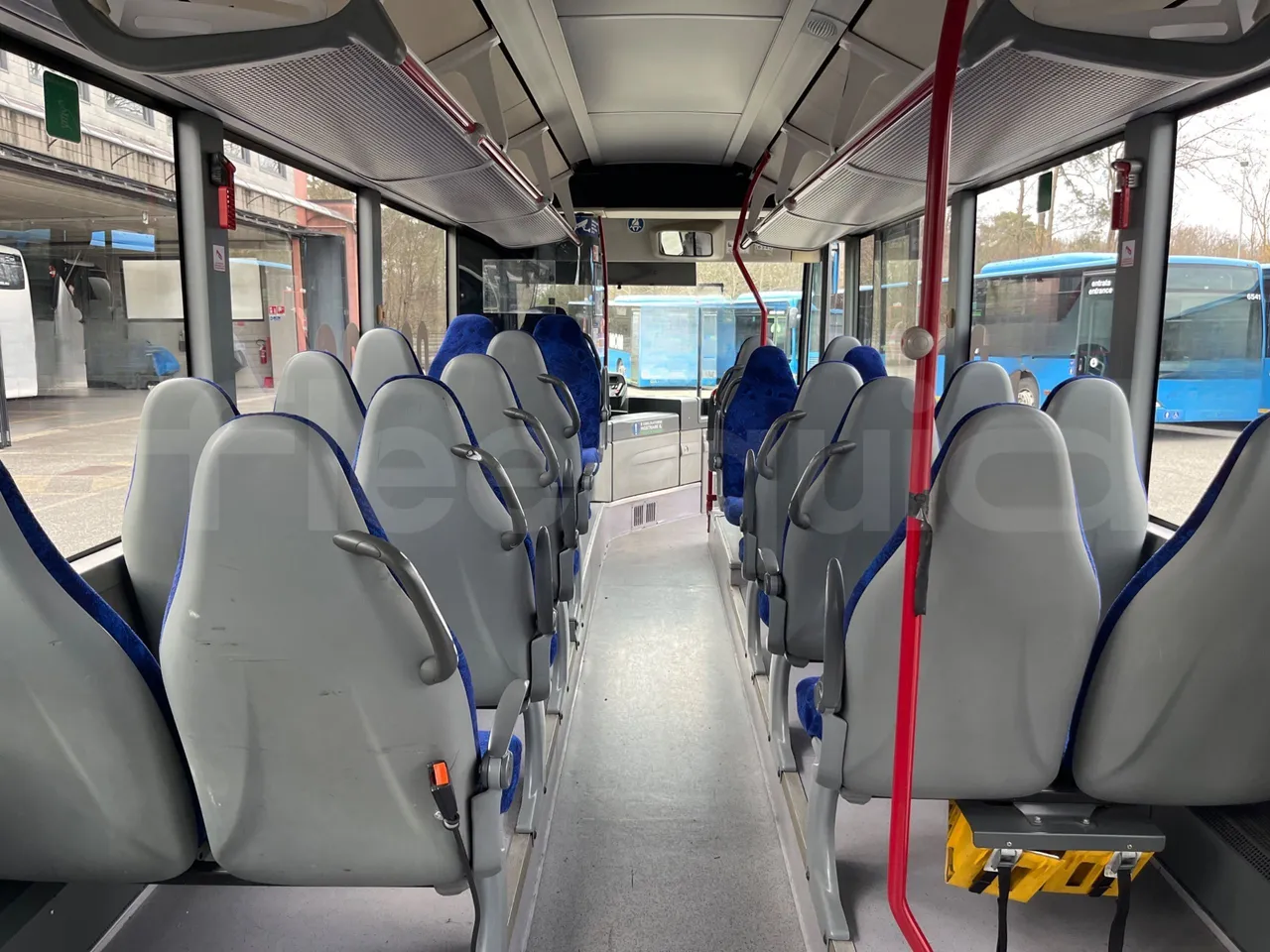 Mercedes-Benz Citaro O 530/2PCL2E4 - Euro 4 - 210 kW - 11,950 mt - forward view all seats last row height