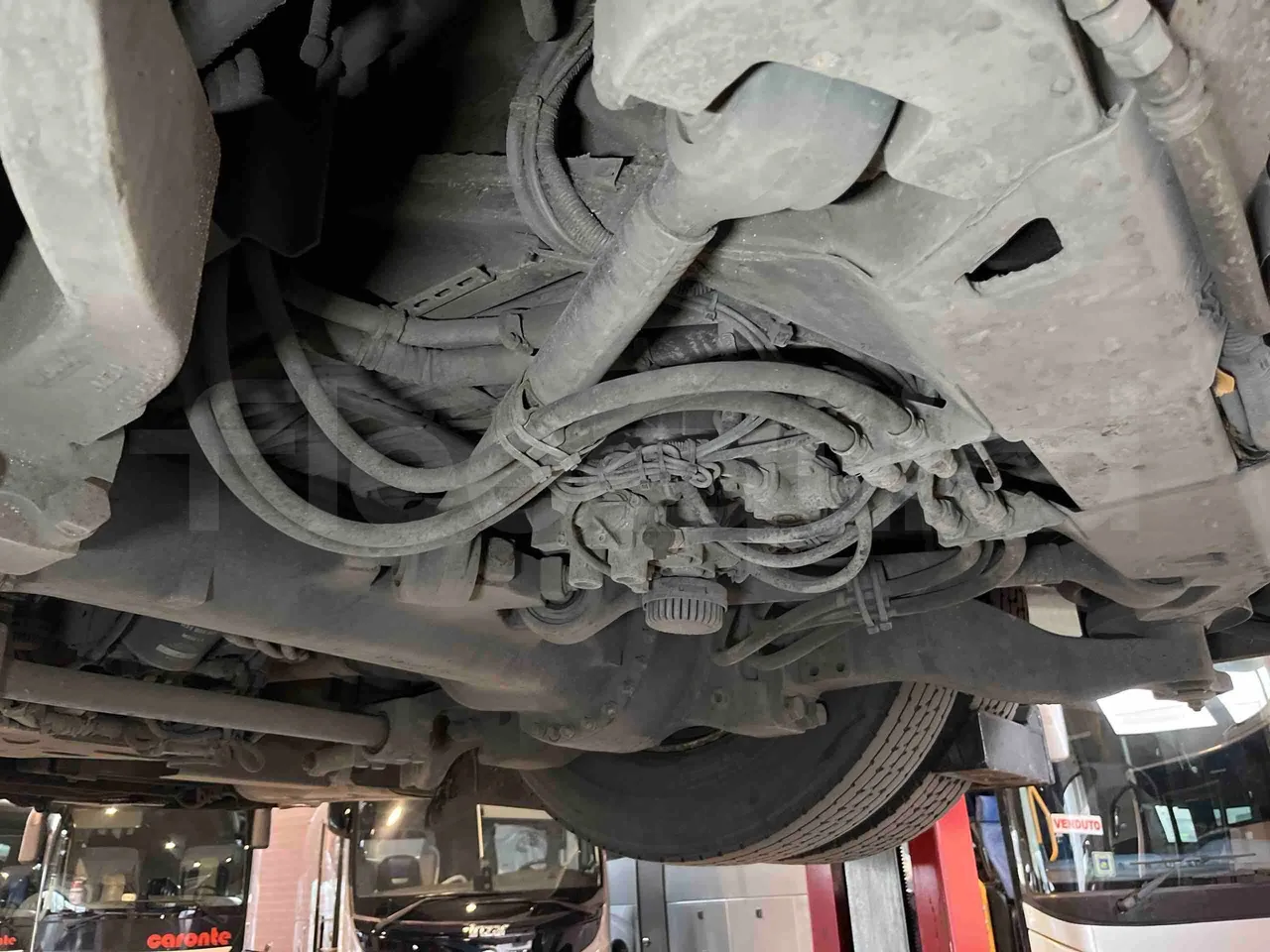 Mercedes-Benz Citaro O 530/2PCL2E4 - Euro 4 - 210 kW - 11,950 mt - axle 3 left side