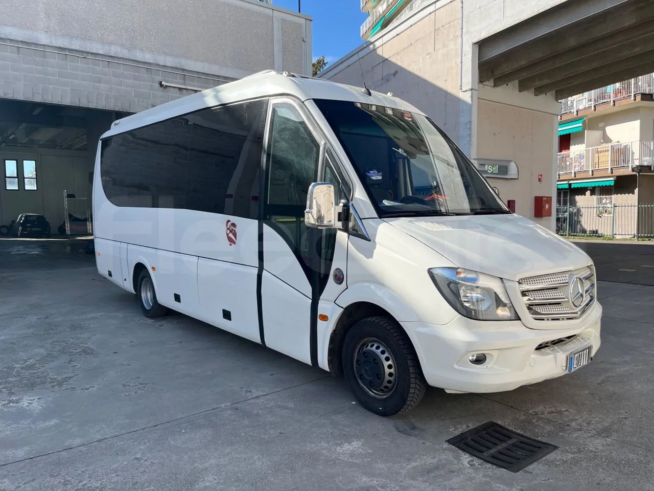 Mercedes-Benz Sprinter   906BA50 - Euro6 - 140kW - 7.700mt - Base cover photo