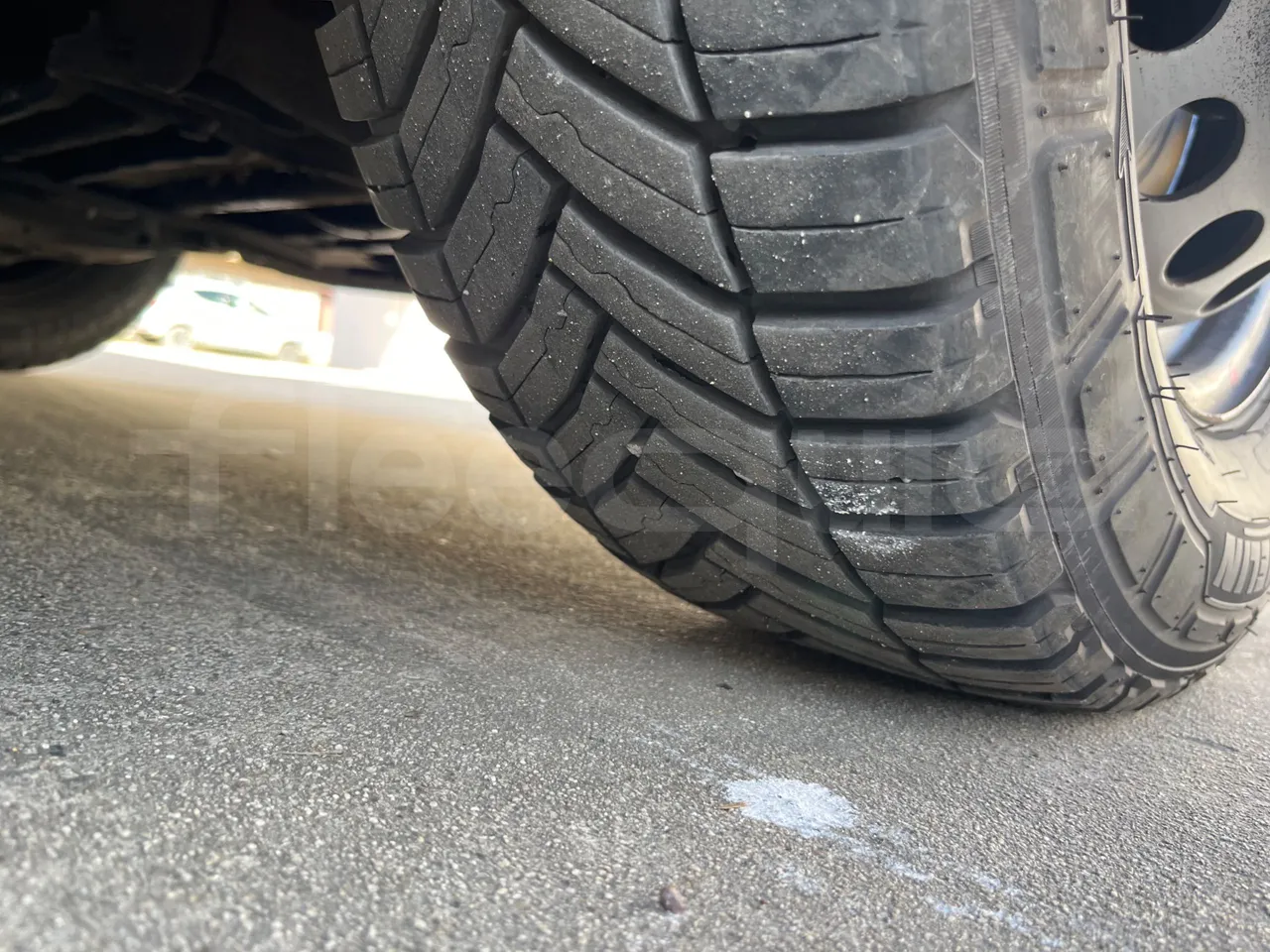 Mercedes-Benz Sprinter   906BA50 - Euro6 - 140kW - 7.700mt - tread condition second axle tires right