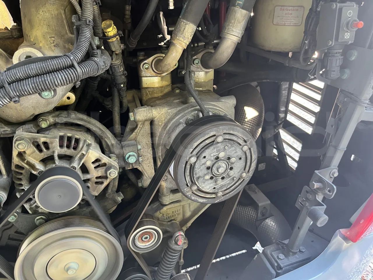Neoplan Tourliner - Air Conditioning Compressor