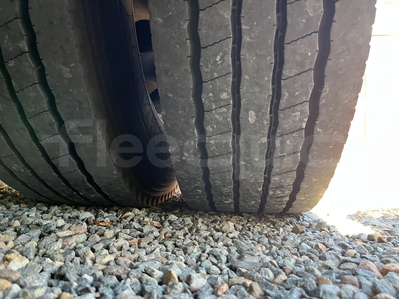 Neoplan Tourliner - Second Axle Left Side: Tyre Tread