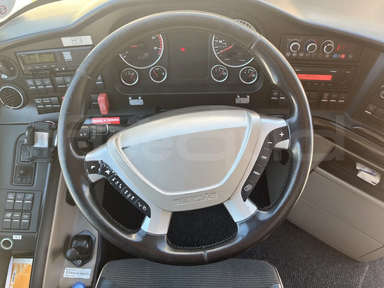Neoplan Tourliner - Steering Wheel