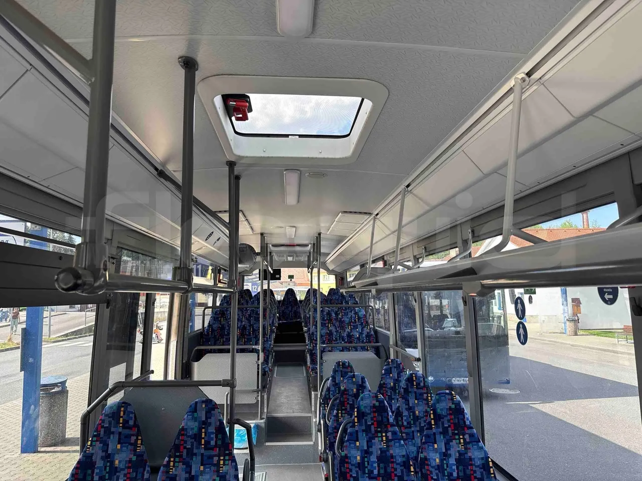 Setra S415 - handrails photo