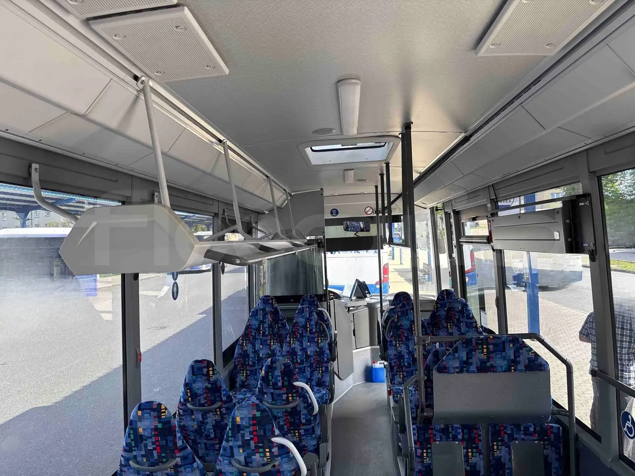 Setra S415 - overhead compartments photo