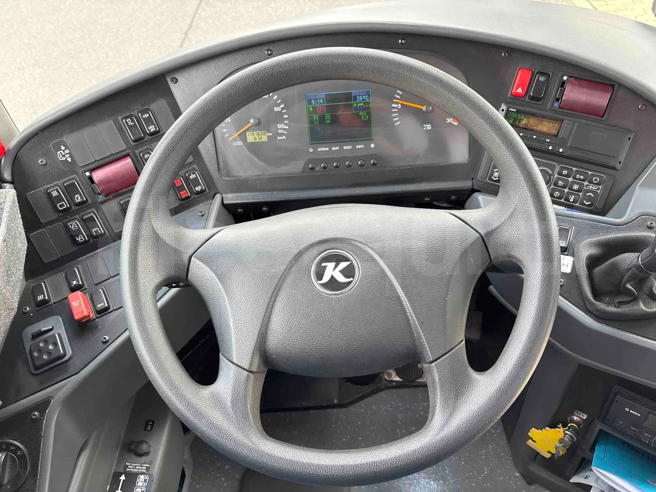 Setra S415 - steering wheel photo