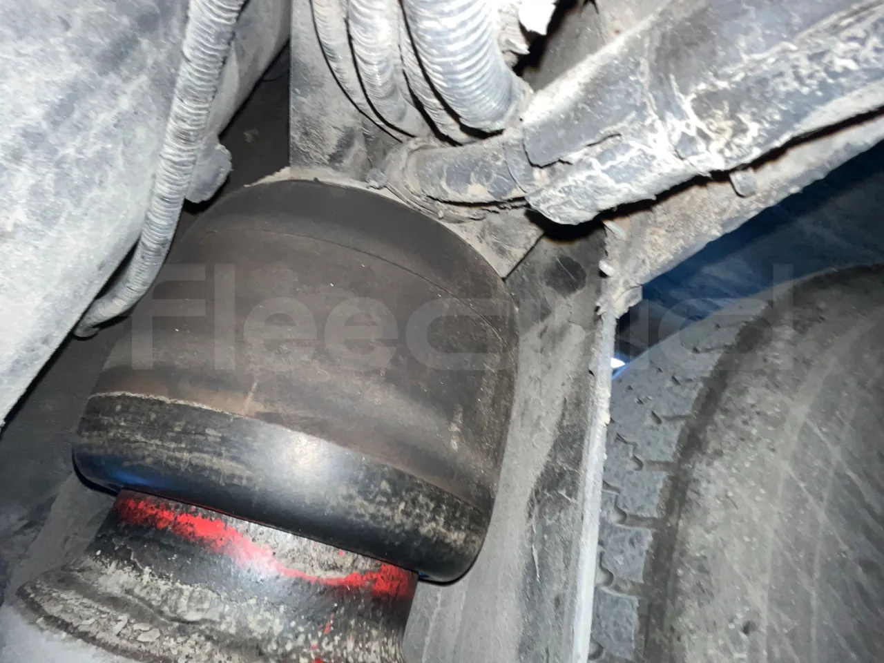 Man Lion's City T A78 - EUR4 - 191kW - 11.857m - axel 2 air springs 2 left