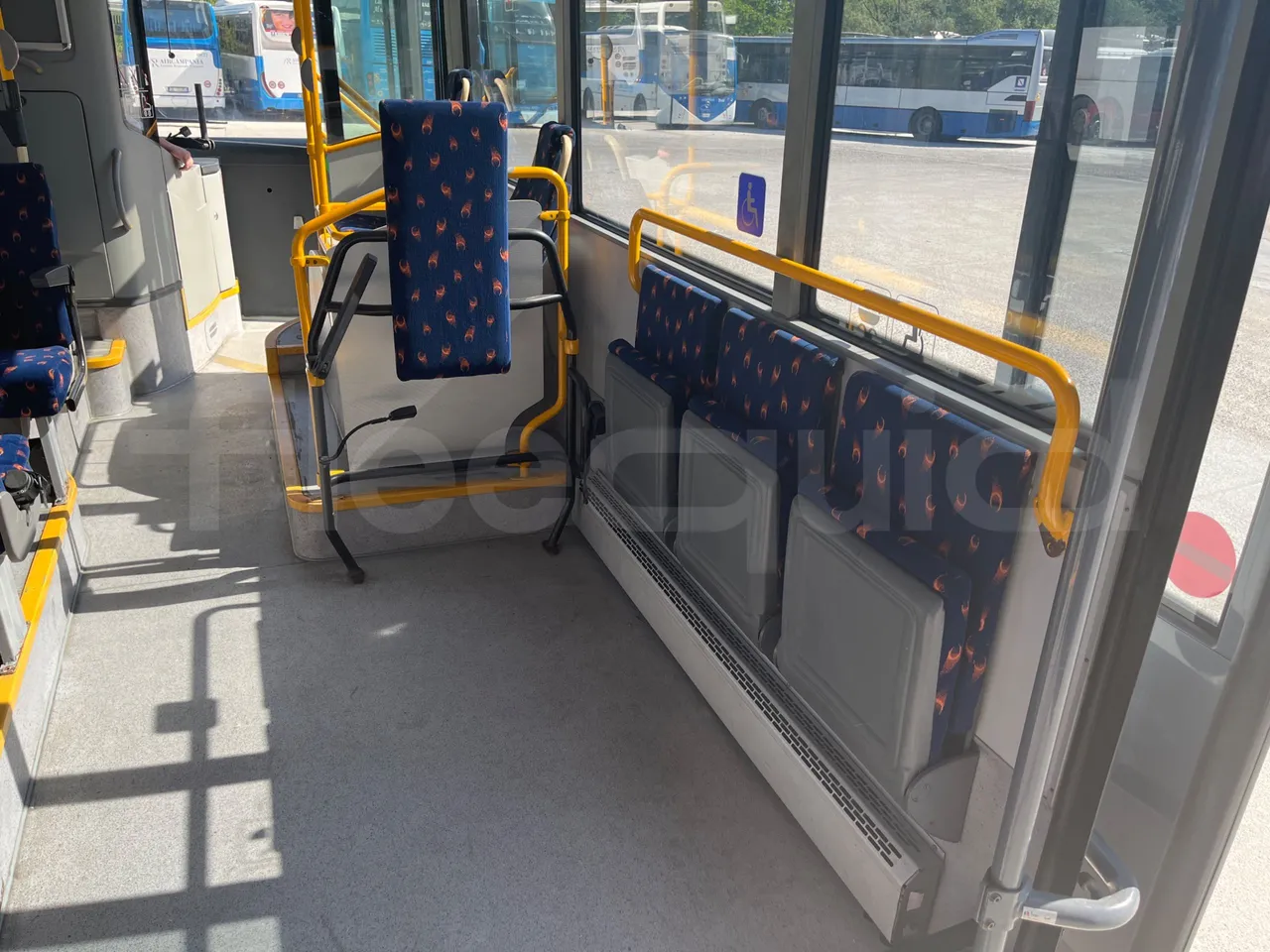 Man Lion's City T A78 - EUR4 - 191kW - 11.857m - disabled area photo