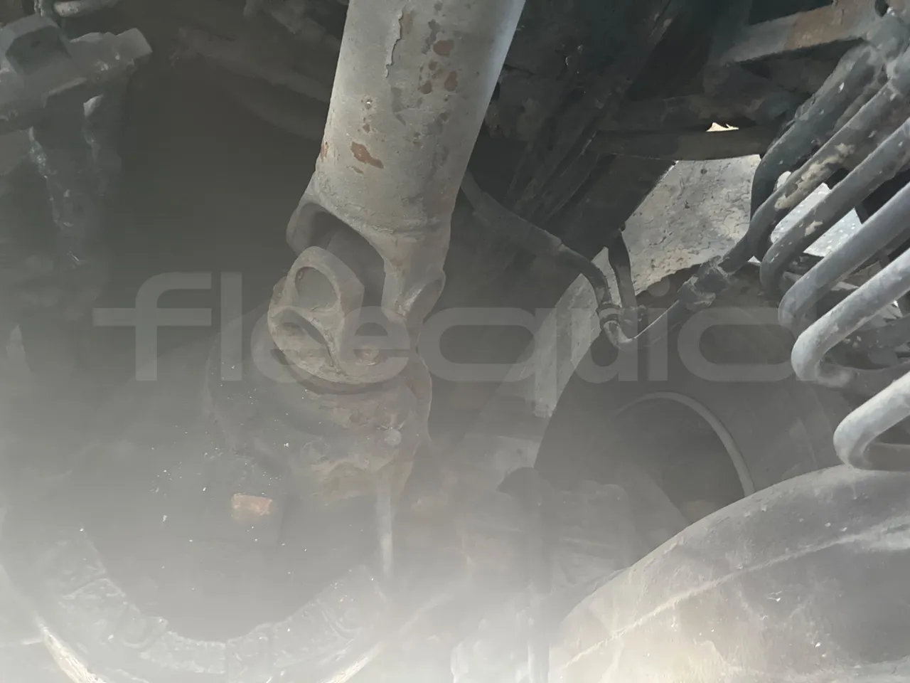 Man Lion's City T A78 - EUR4 - 191kW - 11.857m - driveshaft photo