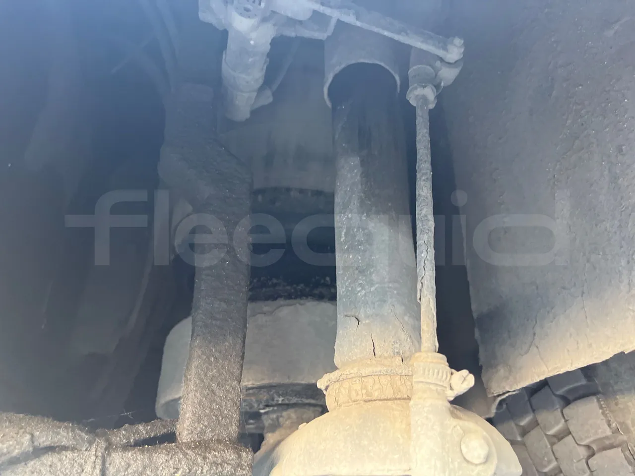 Man Lion's City T A78 - EUR4 - 191kW - 11.857m - axle 2 shock absorbers 1 left