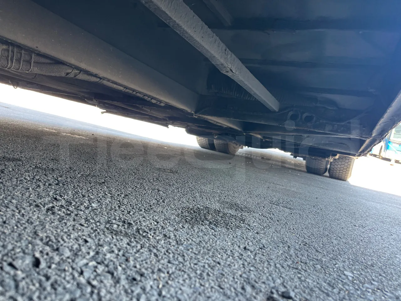 Man Lion's City T A78 - EUR4 - 191kW - 11.857m - central undercarriage photo