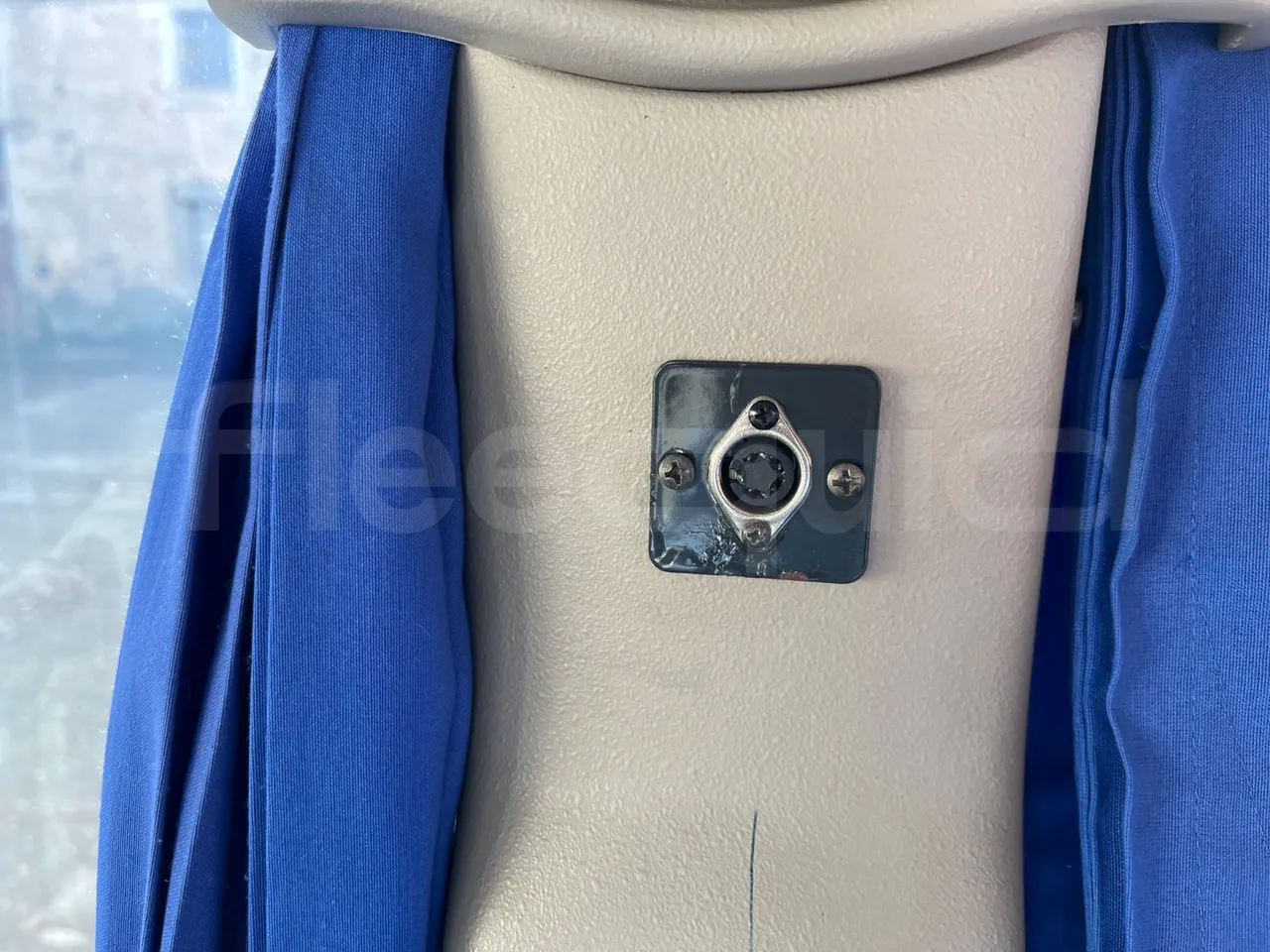 Iveco Andecar VII.3 BF150GDR - Euro4 - 185kW - 10.100mt - hostes microphone accessories photo