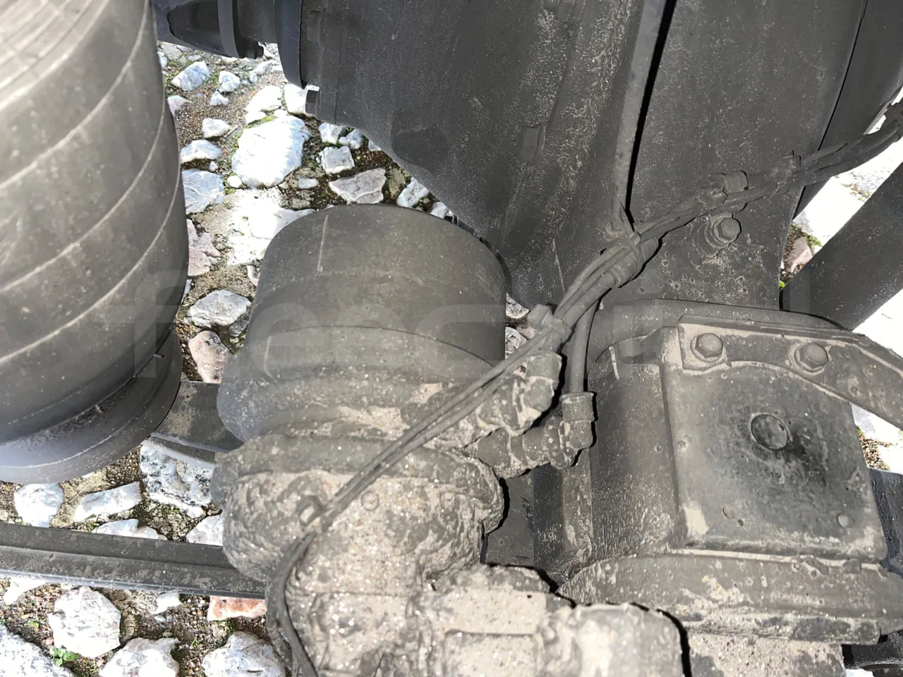 Iveco Andecar VII.3 BF150GDR - Euro4 - 185kW - 10.100mt - axle 2 caliper brakes left