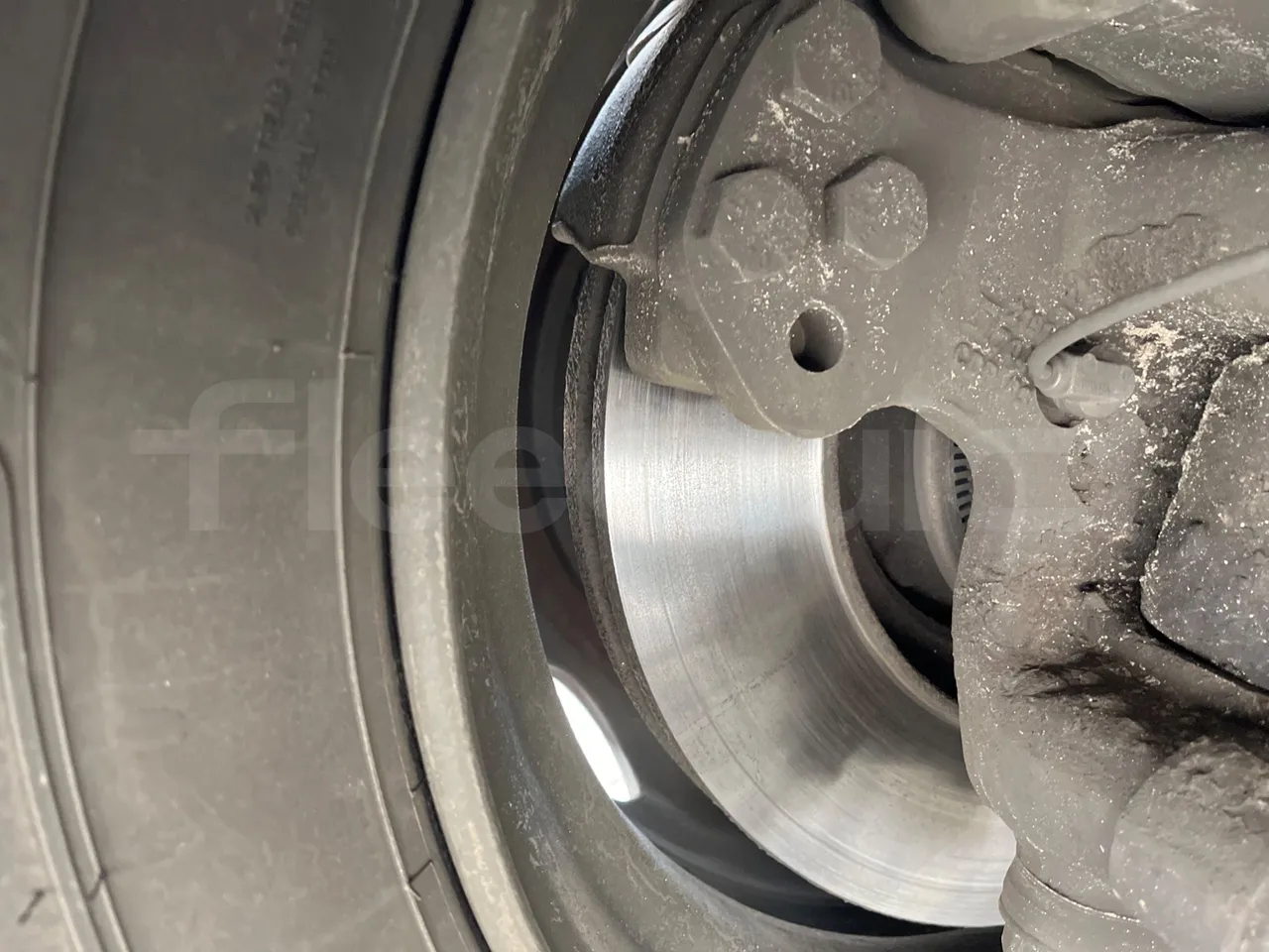 Iveco Andecar VII.3 BF150GDR - Euro4 - 185kW - 10.100mt - front discs left