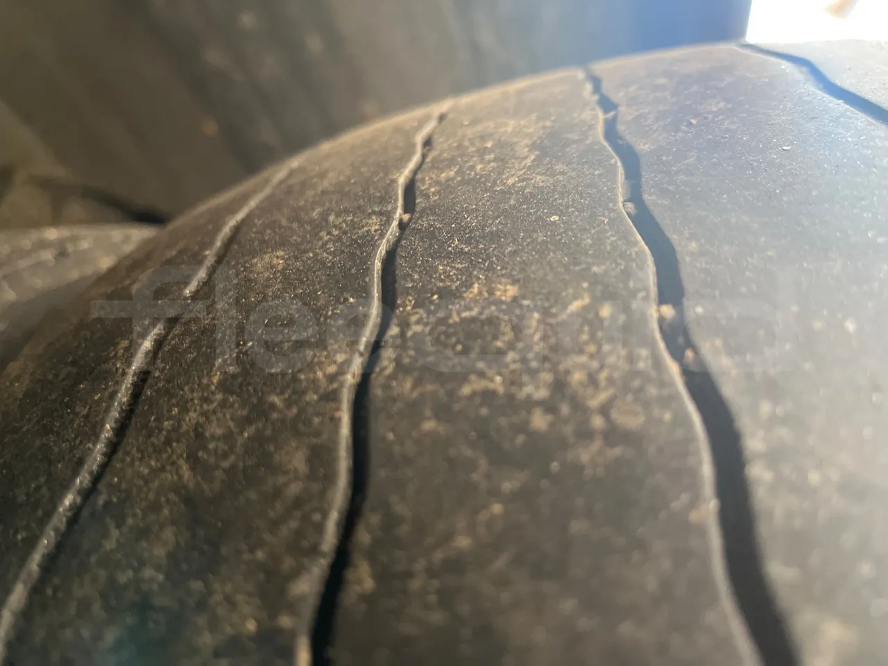 Iveco Andecar VII.3 BF150GDR - Euro4 - 185kW - 10.100mt - tread condition second axle tires left