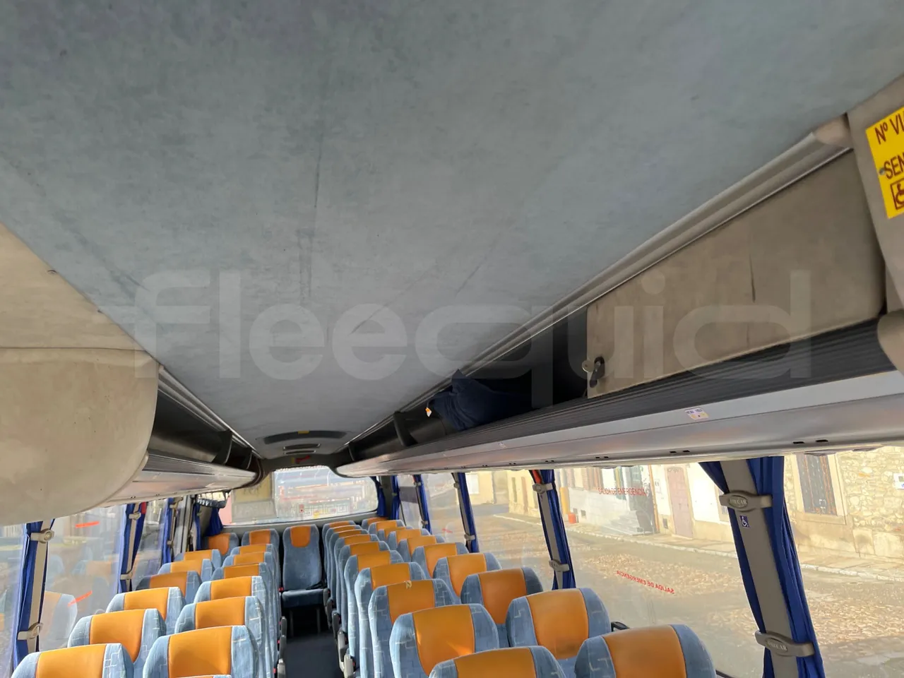 Iveco Andecar VII.3 BF150GDR - Euro4 - 185kW - 10.100mt - overhead compartments photo