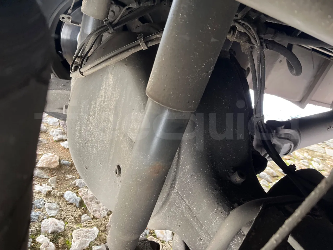 Iveco Andecar VII.3 BF150GDR - Euro4 - 185kW - 10.100mt - axle 2 shock absorbers 1 right