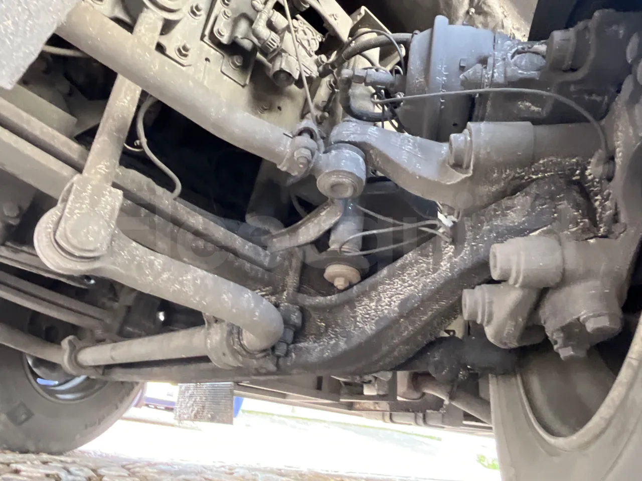 Iveco Andecar VII.3 BF150GDR - Euro4 - 185kW - 10.100mt - front axle right side