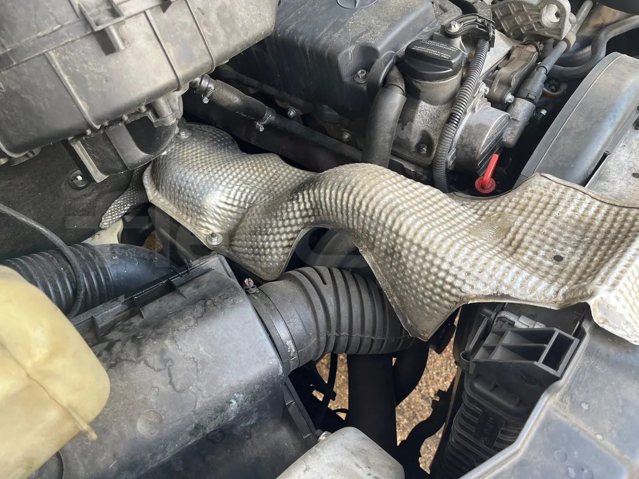 Mercedes-Benz Sprinter 416CD - EUR3 - 115kW - 6.985m - engine plate photo