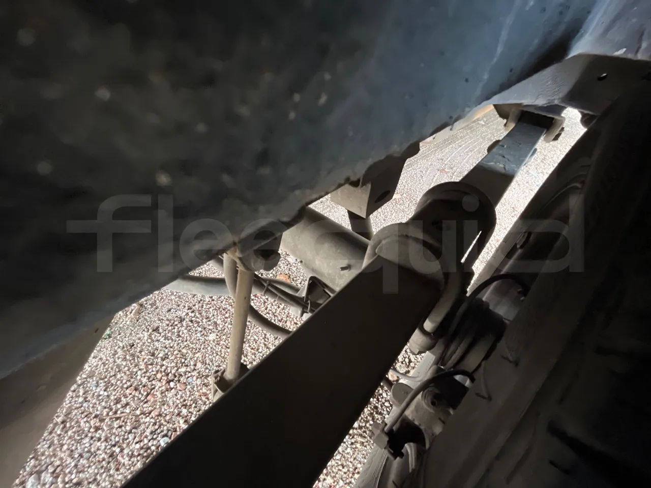 Mercedes-Benz Sprinter 416CD - EUR3 - 115kW - 6.985m - axle 2 caliper brakes right