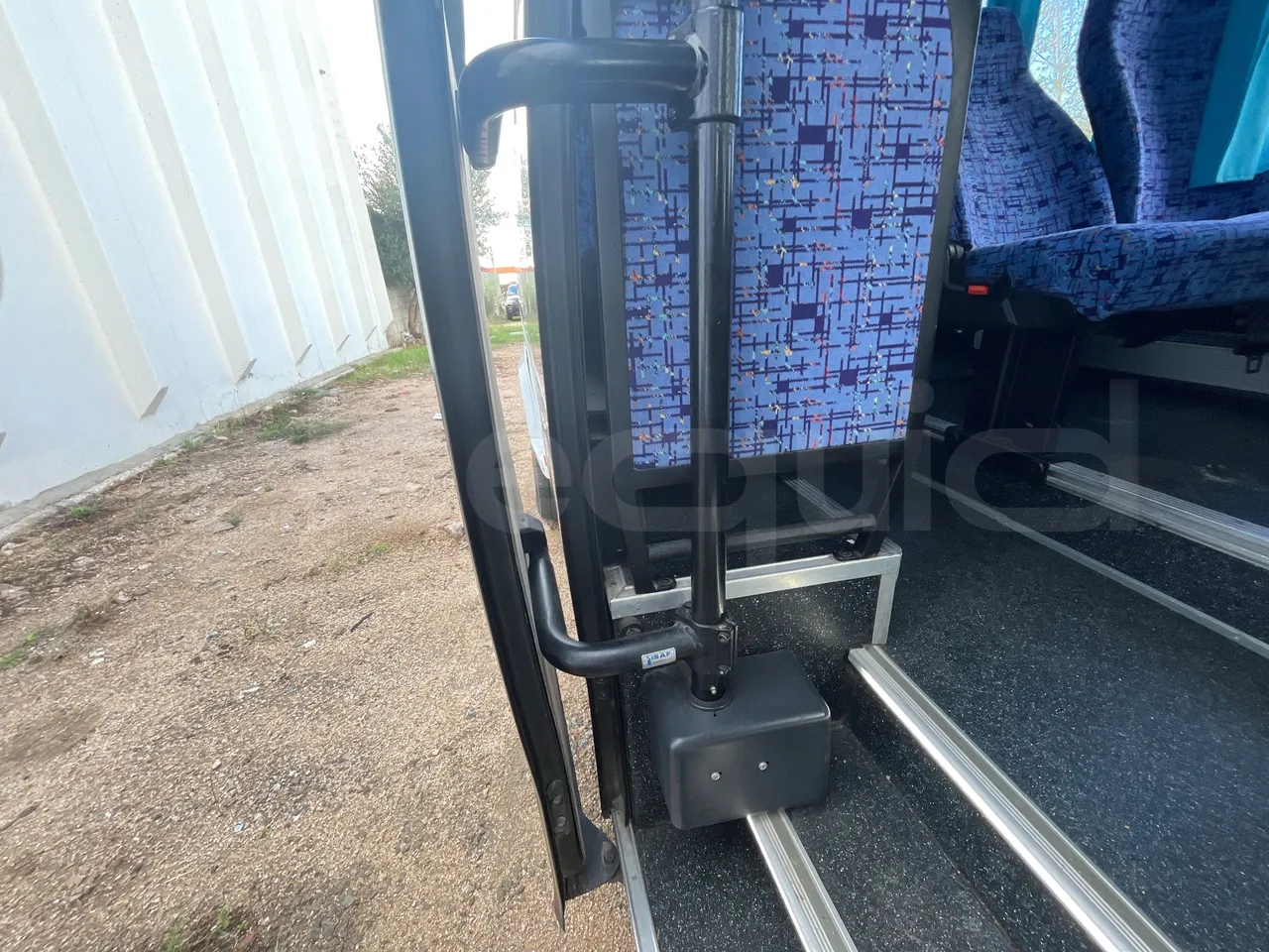 Mercedes-Benz Sprinter 416CD - EUR3 - 115kW - 6.985m - door mechanism photo