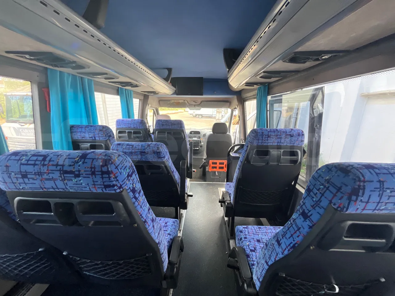 Mercedes-Benz Sprinter 416CD - EUR3 - 115kW - 6.985m - forward view middle aisle