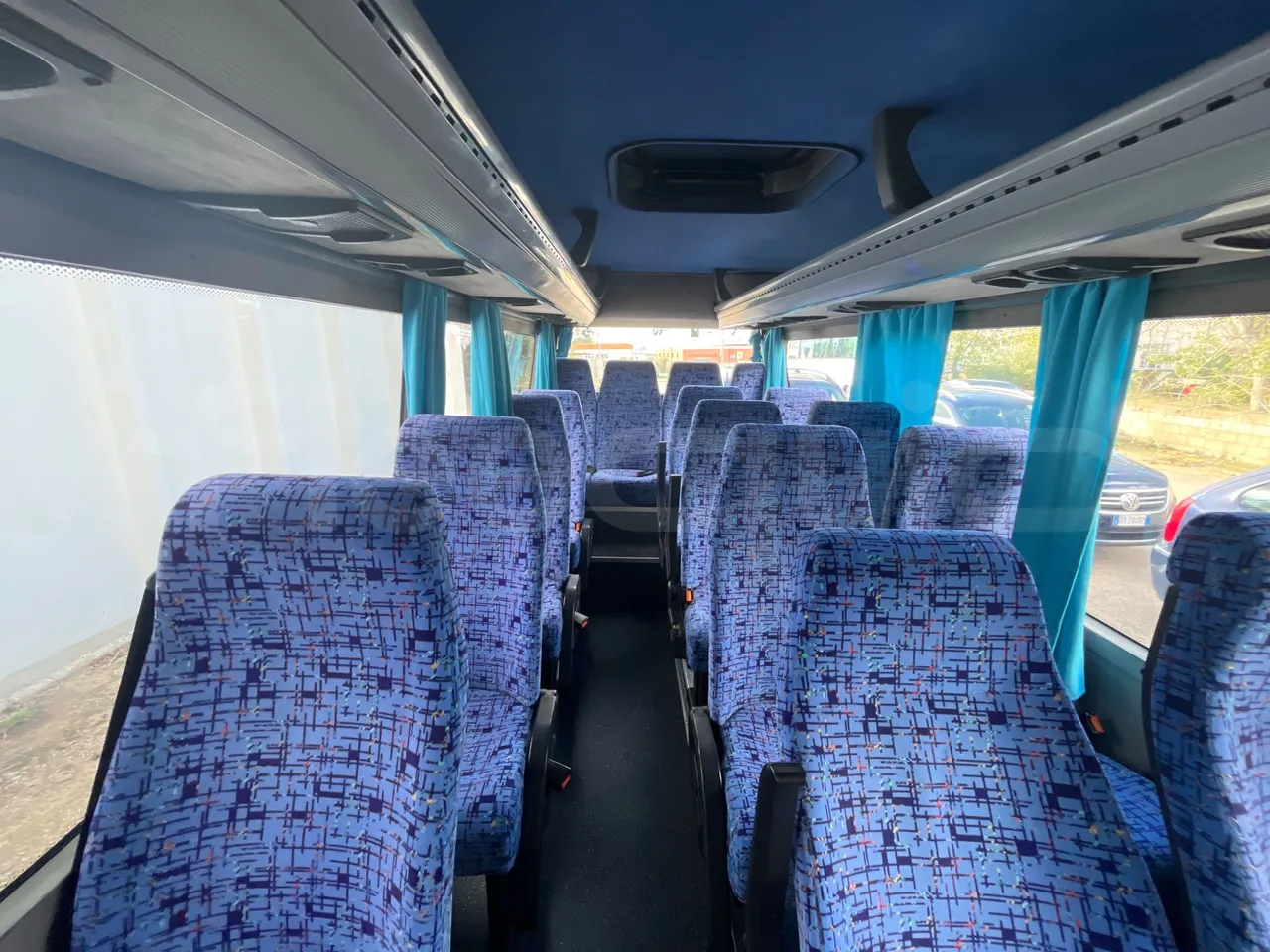 Mercedes-Benz Sprinter 416CD - EUR3 - 115kW - 6.985m - reverse view middle aisle